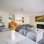 Apartment Bellman - Pet Friendly With Parking - Free Off-site Health Club Access With Pool, Sauna, Steam & Gym Short 10 Minute Drive Away