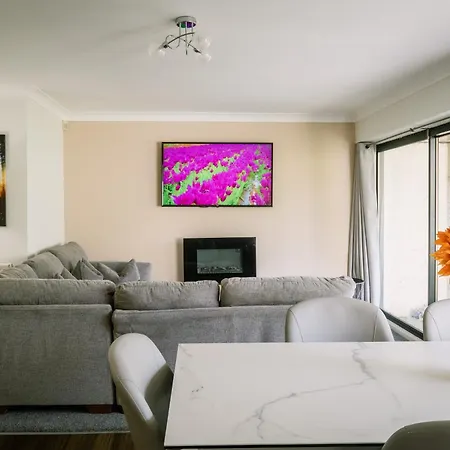 Bellman - Pet Friendly With Parking - Free Off-site Health Club Access With Pool, Sauna, Steam & Gym Short 10 Minute Drive Away Winster (Cumbria)