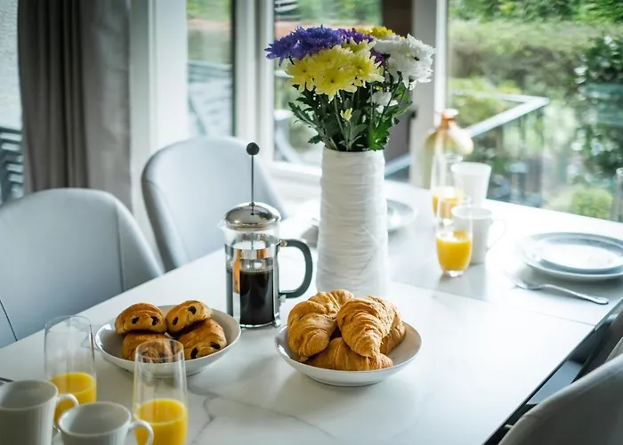 Bellman - Pet Friendly With Parking - Free Off-site Health Club Access With Pool, Sauna, Steam & Gym Short 10 Minute Drive Away * Winster (Cumbria)