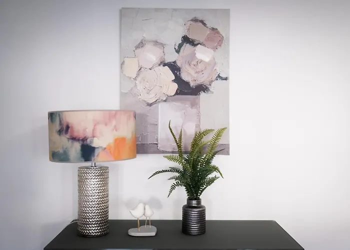 Bellman - Pet Friendly With Parking - Free Off-site Health Club Access With Pool, Sauna, Steam & Gym Short 10 Minute Drive Away * Winster (Cumbria)