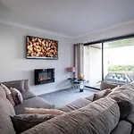 Apartmán Bellman - Pet Friendly With Parking - Free Off-site Health Club Access With Pool, Sauna, Steam & Gym Short 10 Minute Drive Away