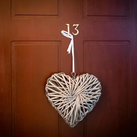 Bellman - Pet Friendly With Parking - Free Off-site Health Club Access With Pool, Sauna, Steam & Gym Short 10 Minute Drive Away Lejlighed