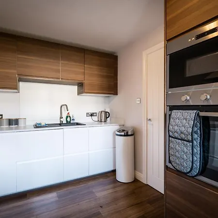 Bellman - Pet Friendly With Parking - Free Off-site Health Club Access With Pool, Sauna, Steam & Gym Short 10 Minute Drive Away Winster (Cumbria)