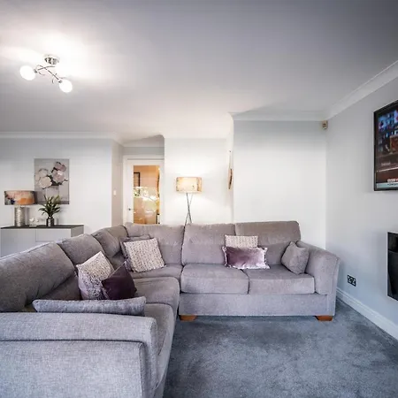 Bellman - Pet Friendly With Parking
