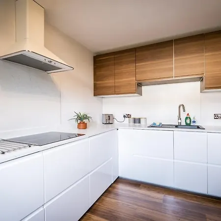 Bellman - Pet Friendly With Parking - Free Off-site Health Club Access With Pool, Sauna, Steam & Gym Short 10 Minute Drive Away Apartment Winster (Cumbria)