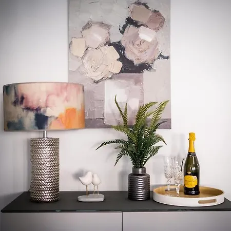 Bellman - Pet Friendly With Parking - Free Off-site Health Club Access With Pool, Sauna, Steam & Gym Short 10 Minute Drive Away Winster (Cumbria)